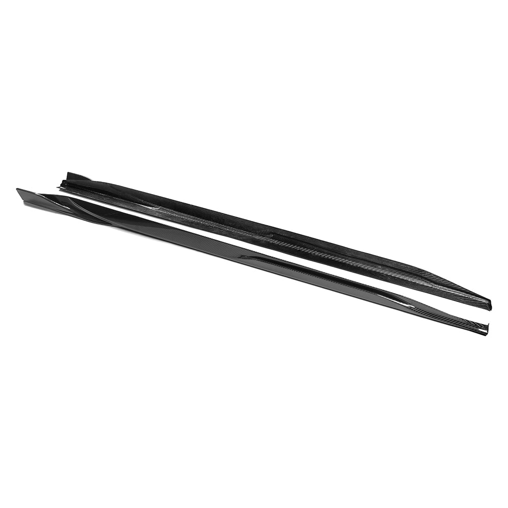SOOQOO BMW i4 G26 carbon fibre side skirt - detail shot of mounting points