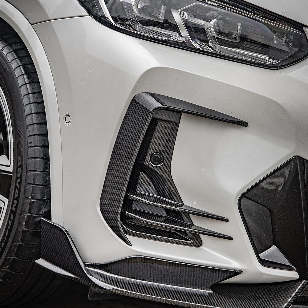 SOOQOO BMW X3 G01 carbon fibre side vent - full vehicle shot with part installed