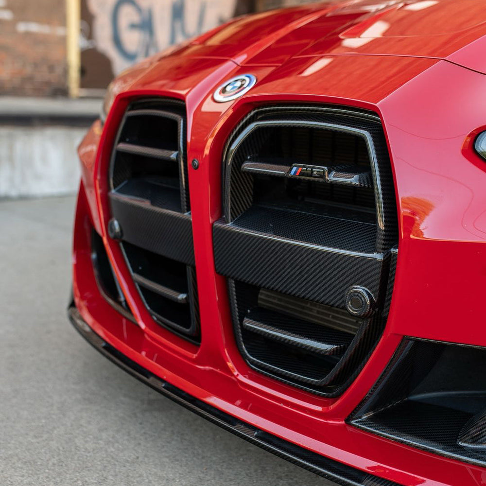 SOOQOO BMW M3 G80 carbon fibre grille - full vehicle shot with part installed