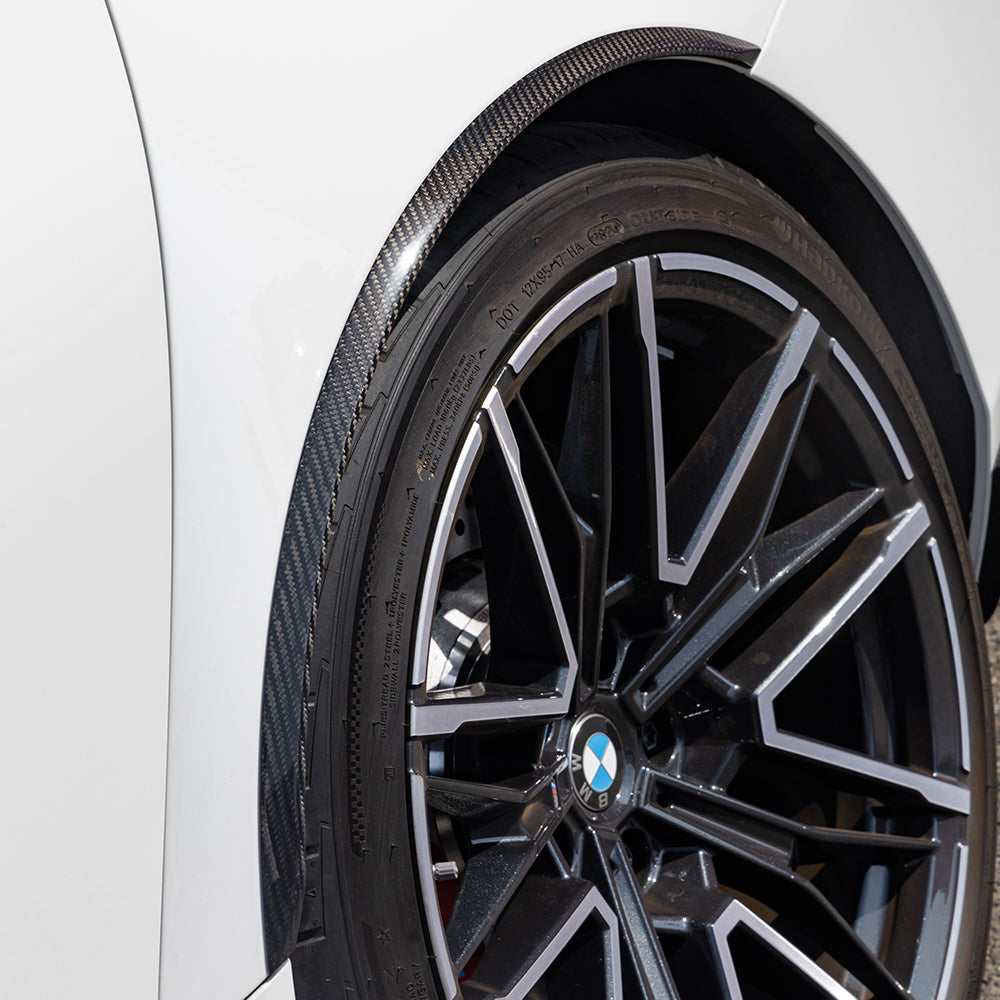 SOOQOO BMW M5 G90 carbon fibre carbon trim - rear three-quarter view