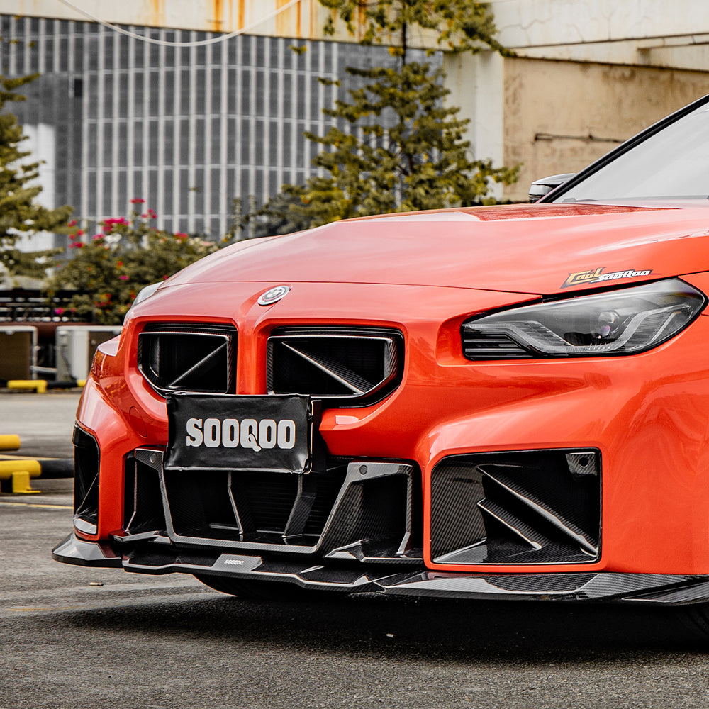 SOOQOO BMW M2 G87 carbon fibre grille - rear three-quarter view