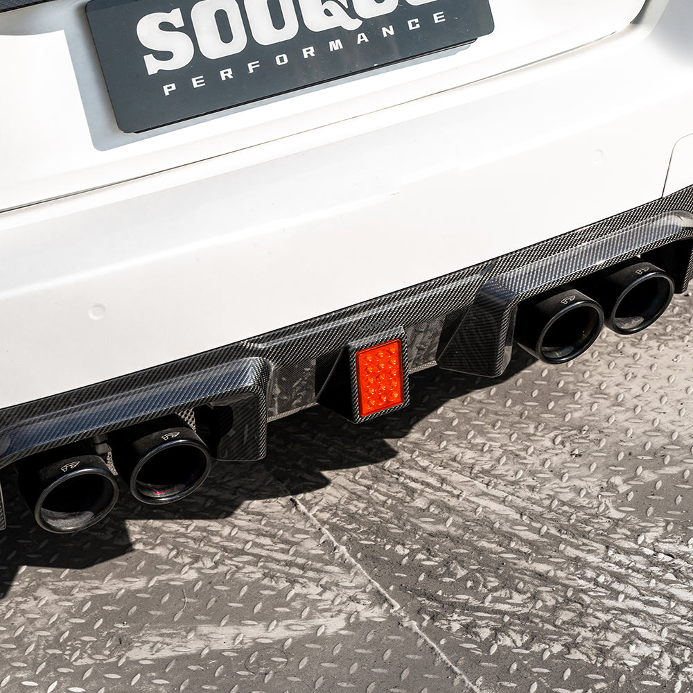 SOOQOO BMW M2 G87 carbon fibre rear diffuser - close-up of carbon fibre weave detail