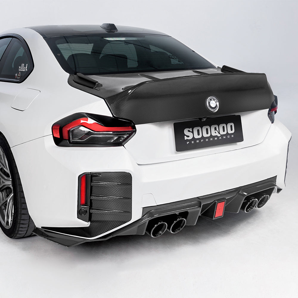 SOOQOO BMW M2 G87 carbon fibre rear diffuser - close-up of carbon fibre weave detail