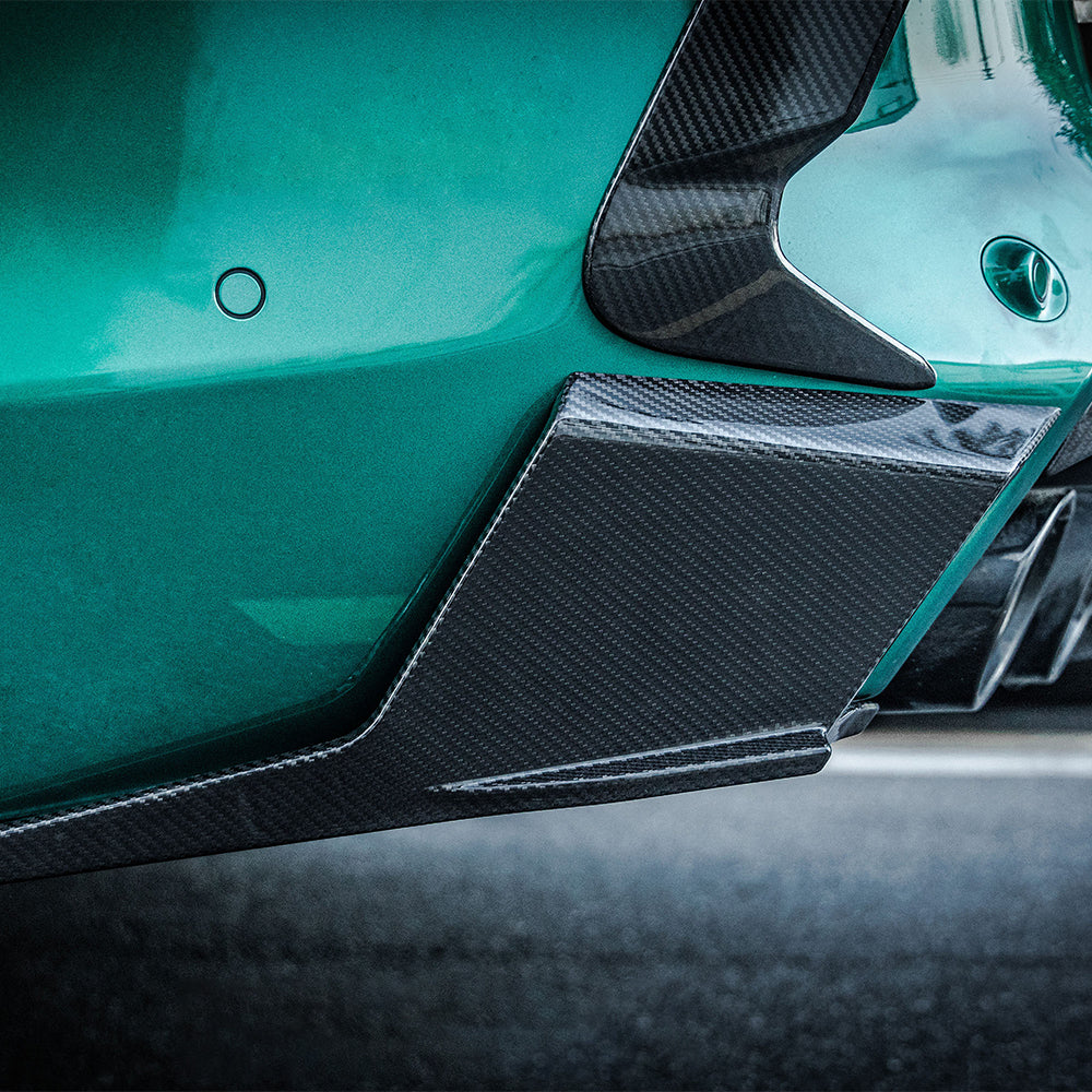 SOOQOO BMW X5M F95 carbon fibre rear diffuser - full vehicle shot with part installed