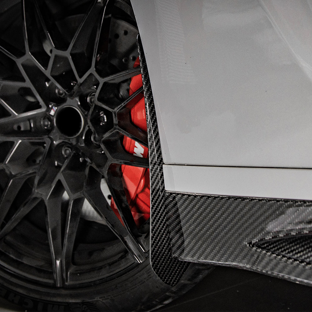 SOOQOO BMW M3 G80 carbon fibre carbon trim - close-up of carbon fibre weave detail