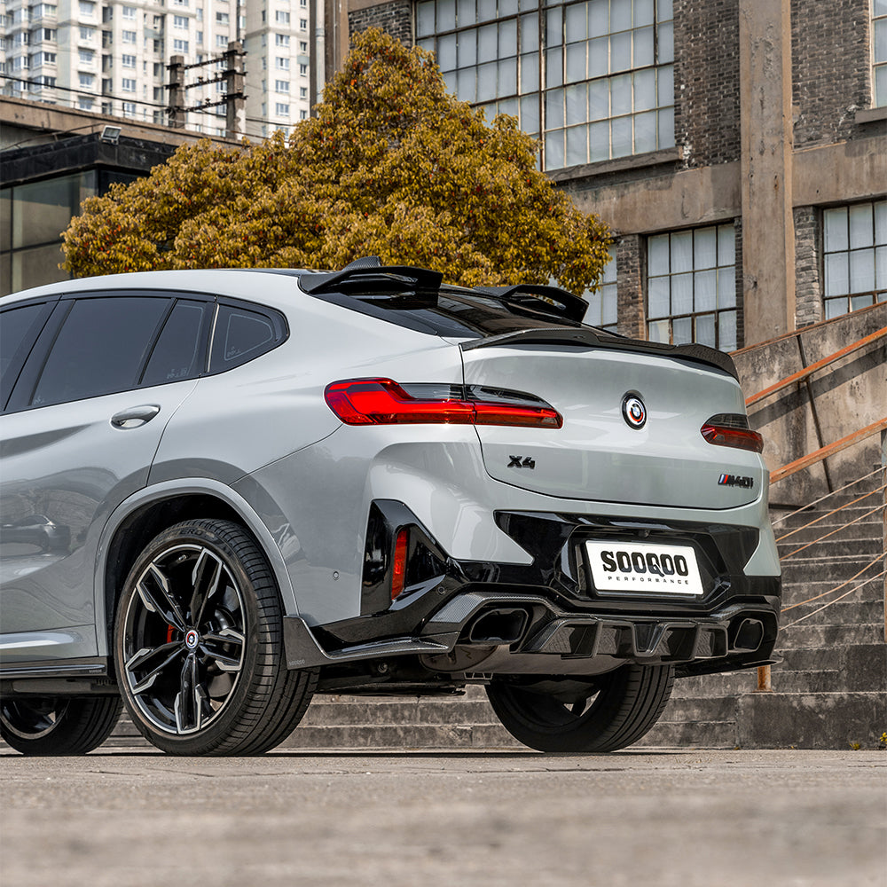 SOOQOO BMW X4 G02 carbon fibre rear diffuser - close-up of carbon fibre weave detail