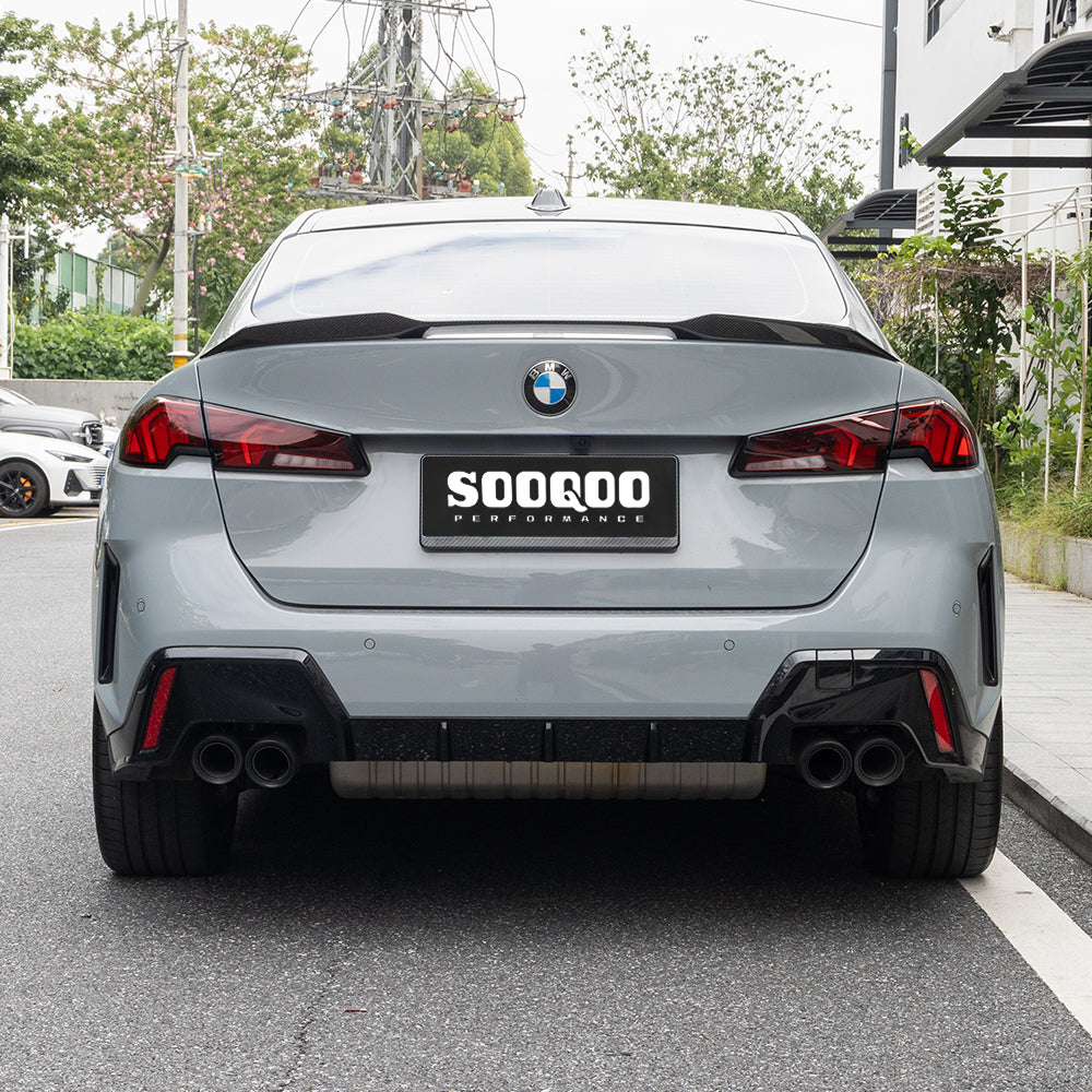 SOOQOO BMW 2 Series F74 carbon fibre spoiler - close-up of carbon fibre weave detail