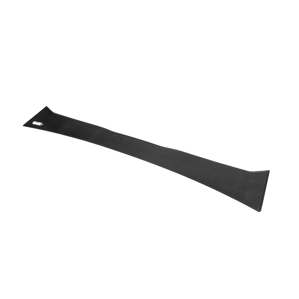 SOOQOO Mercedes-Benz   carbon fibre spoiler - detail shot of mounting points