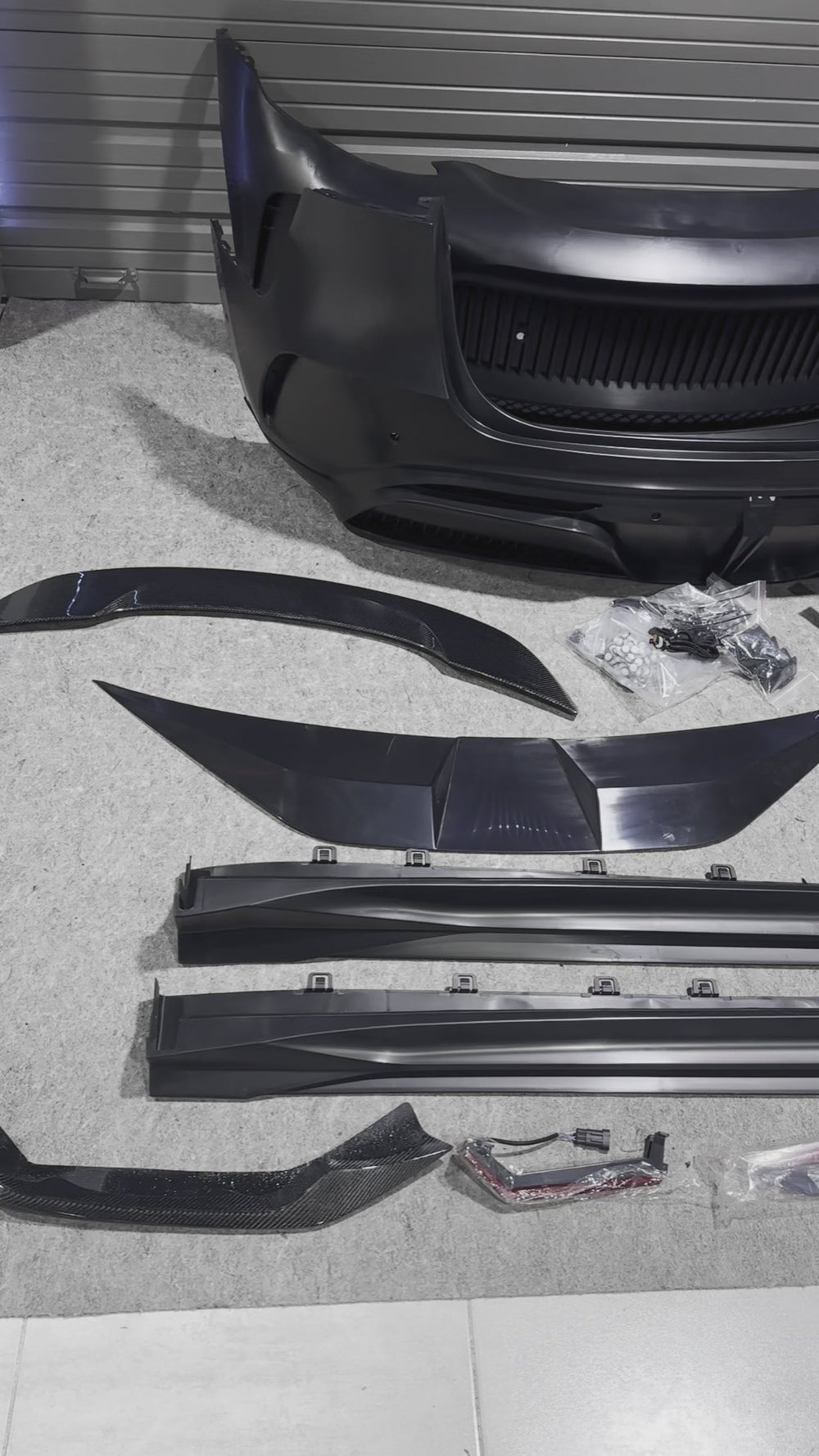 Robot "STARSHIP" Full Body Kit For Tesla Model Y / Performance