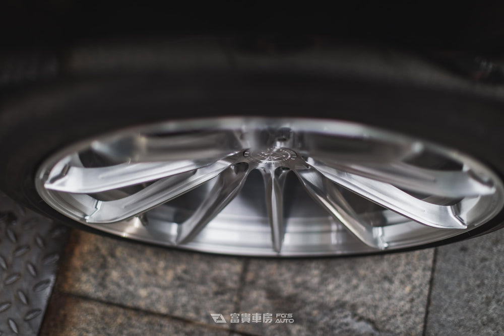 N-Zero UF-02 forged wheel detail