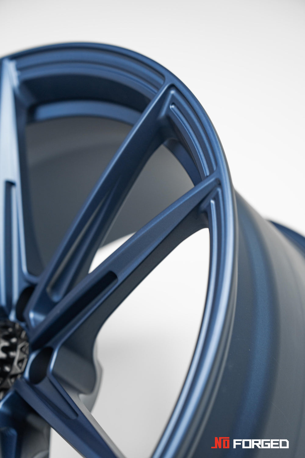 N-Zero UF-08 forged wheel detail