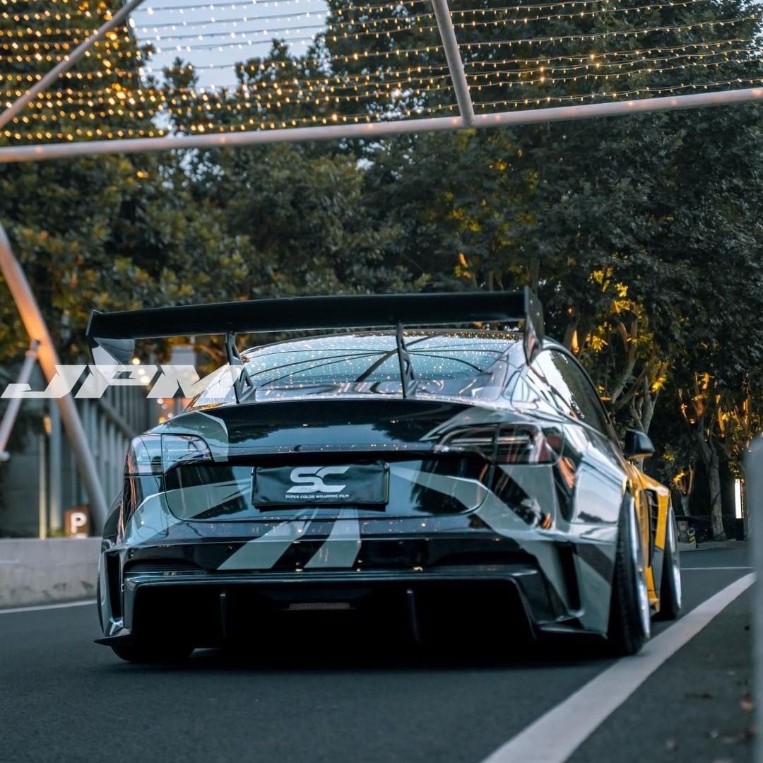 Robot "HACKER"  Widebody Full Body Kit For Tesla Model 3